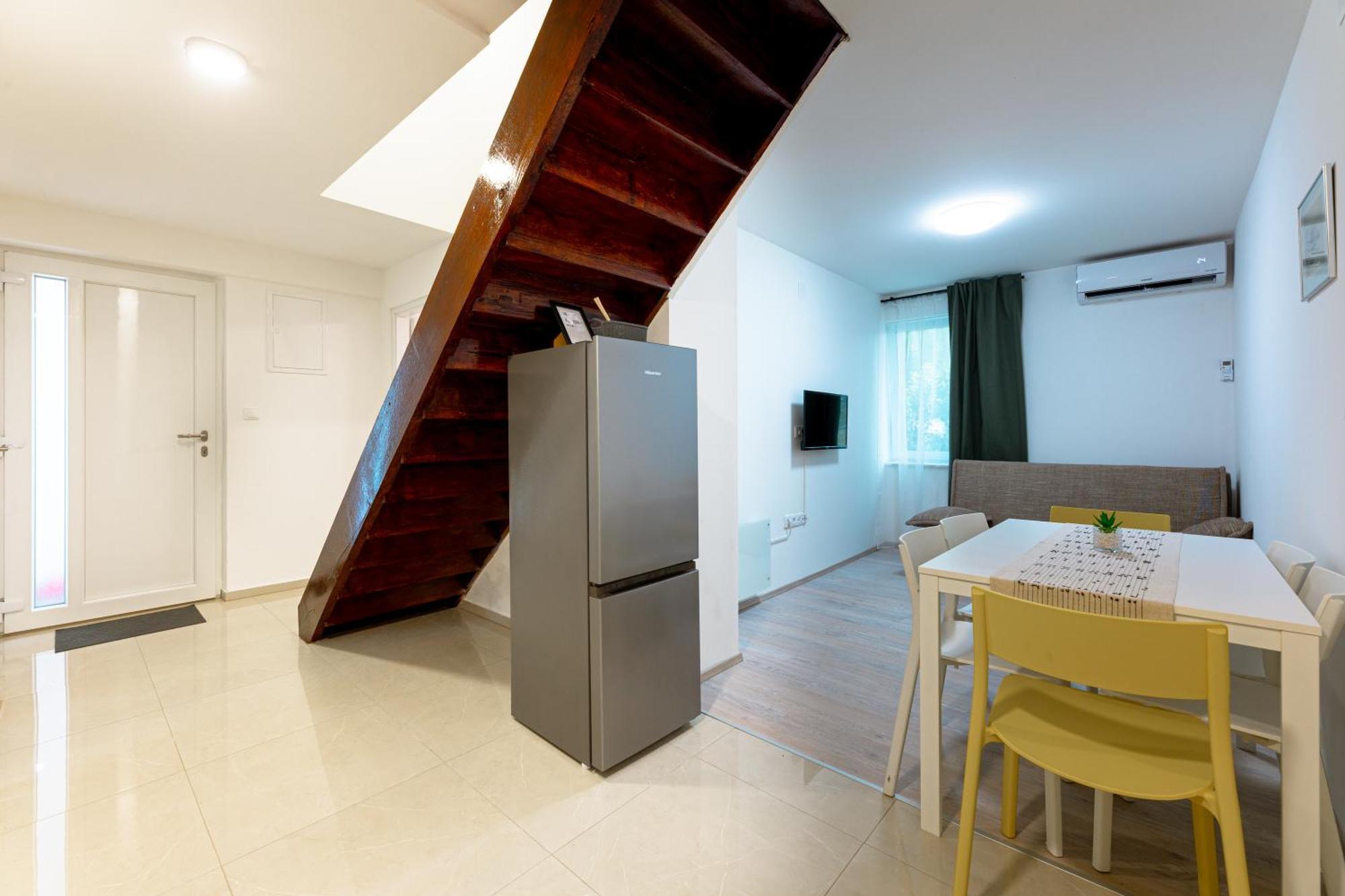 オシエク House Pavelヴィラ エクステリア 写真